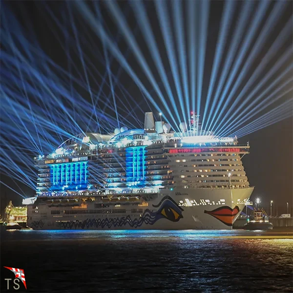 Taufe AIDAcosma in Hamburg